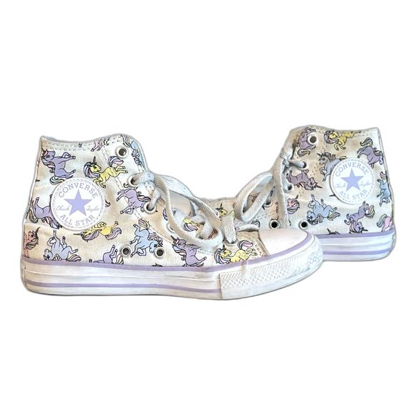 Girl's White Chuck Taylor Converse High Tops with Pastel Colored Unicorns Size 1 - Picture 3 of 14